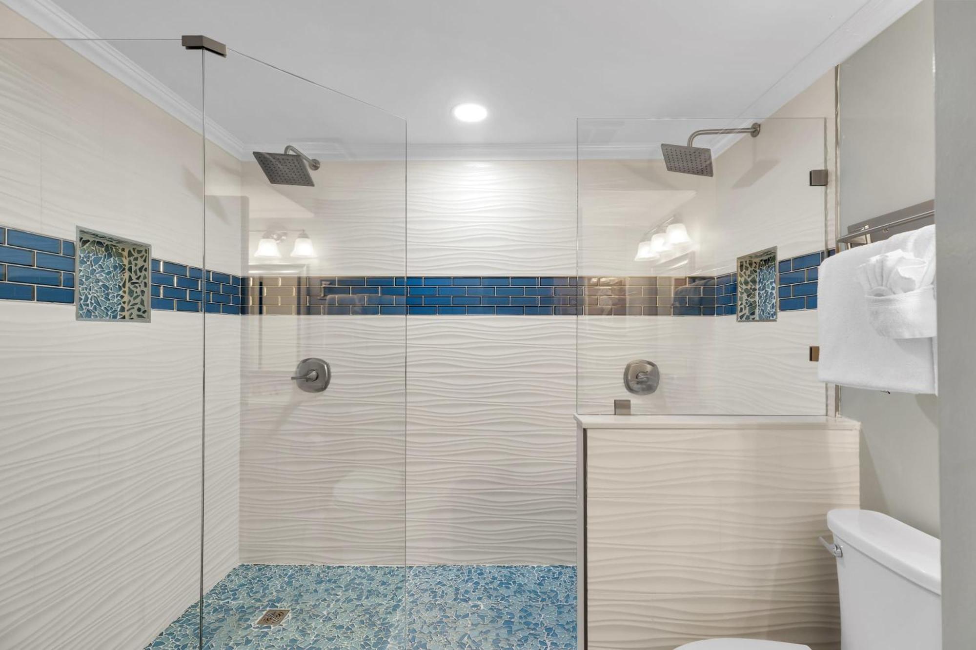 St Kitts - Downtown Waterfront Penthouse Pool Dock Parking Villa Key West Buitenkant foto